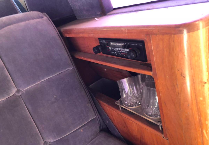 Illustration for article titled Someone Made a Limo Out of a Mid '80s Honda Accord and I Have So Many Questions